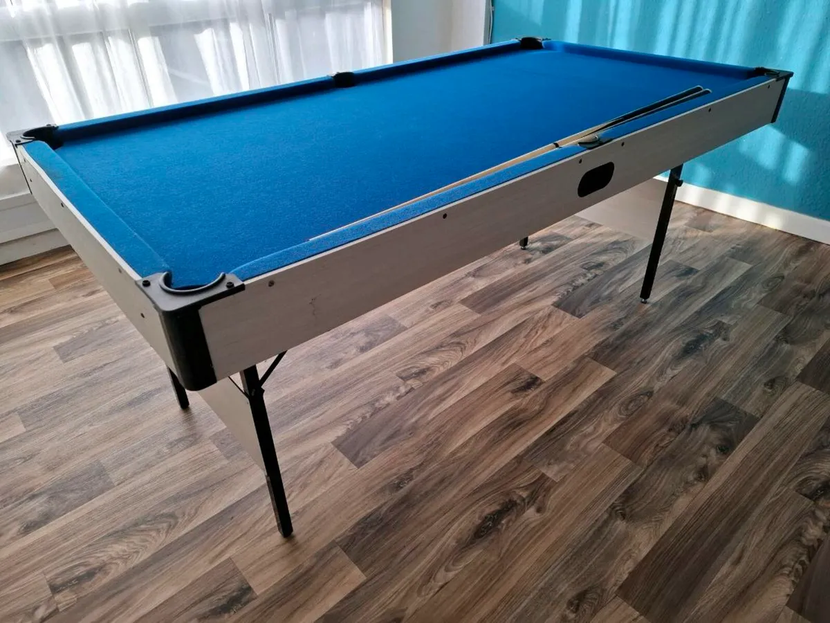 Pool table - Image 2