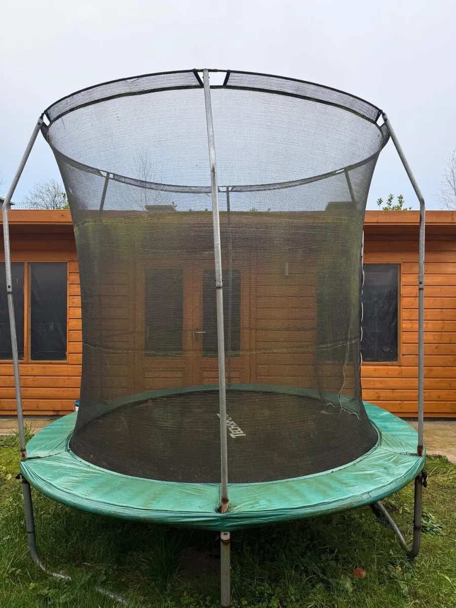 8 ft Trampoline - Image 2
