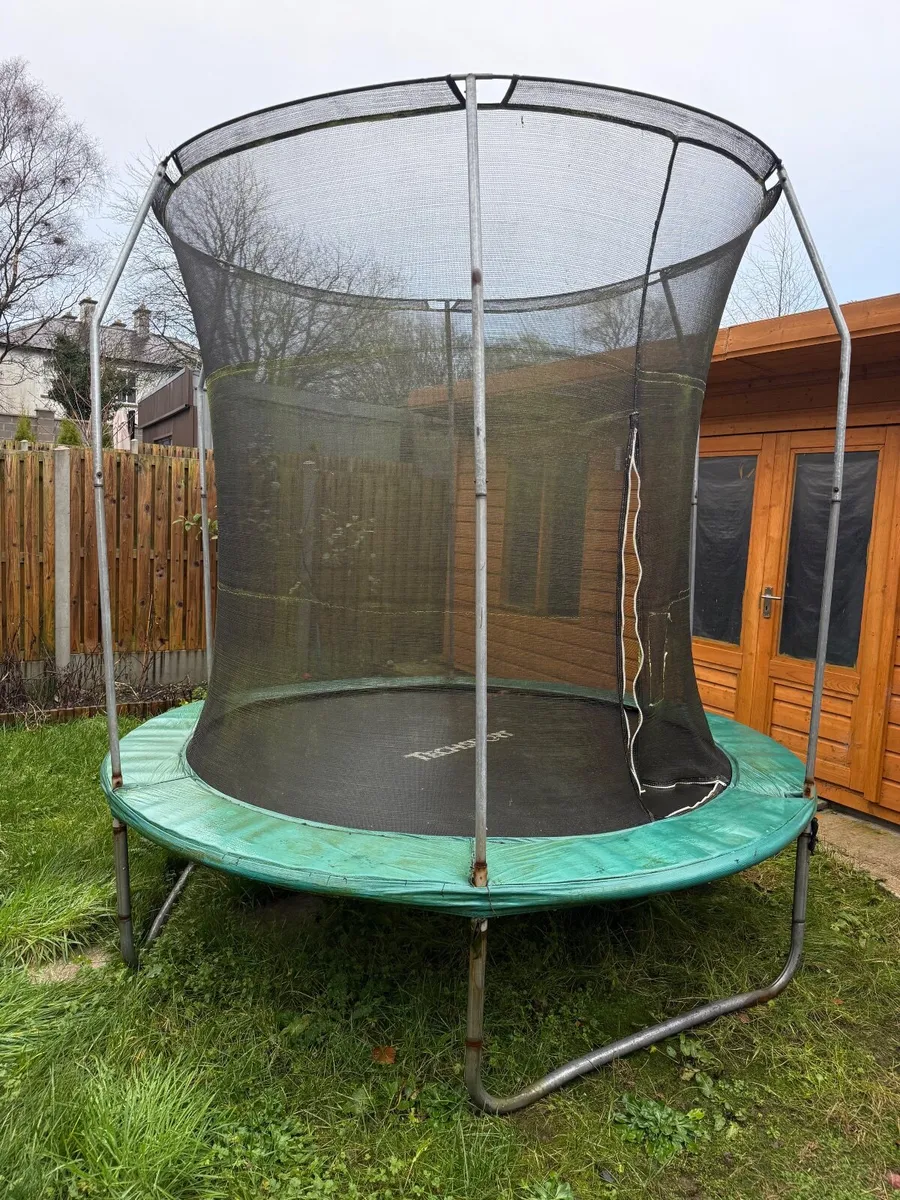 8 ft Trampoline - Image 4