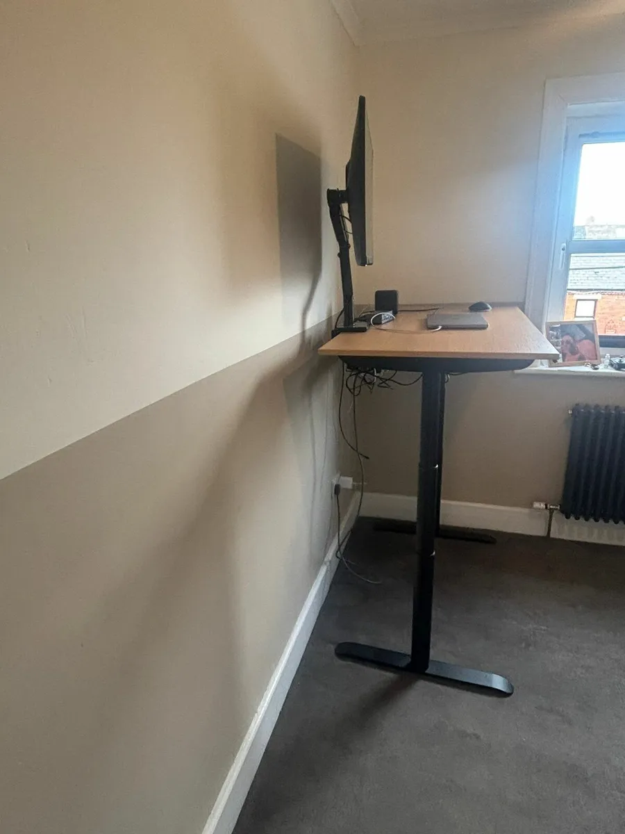 Urgent Sale: Premium Sedus Standing Desk - €179 - Image 4