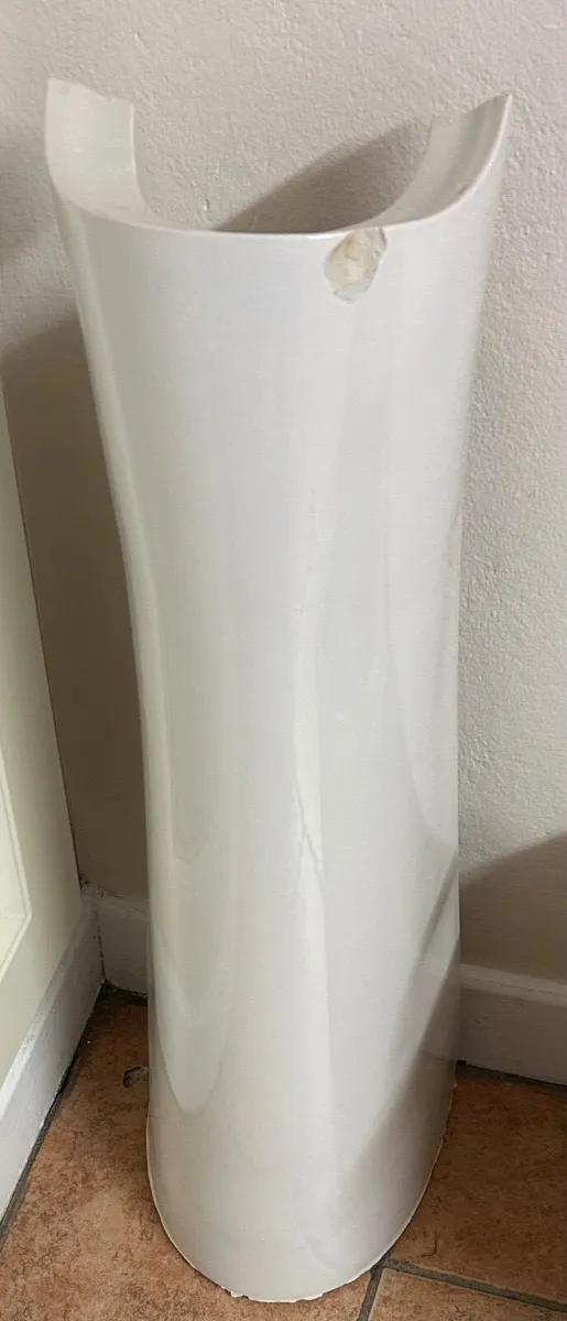 Bathroom Sink - Image 3