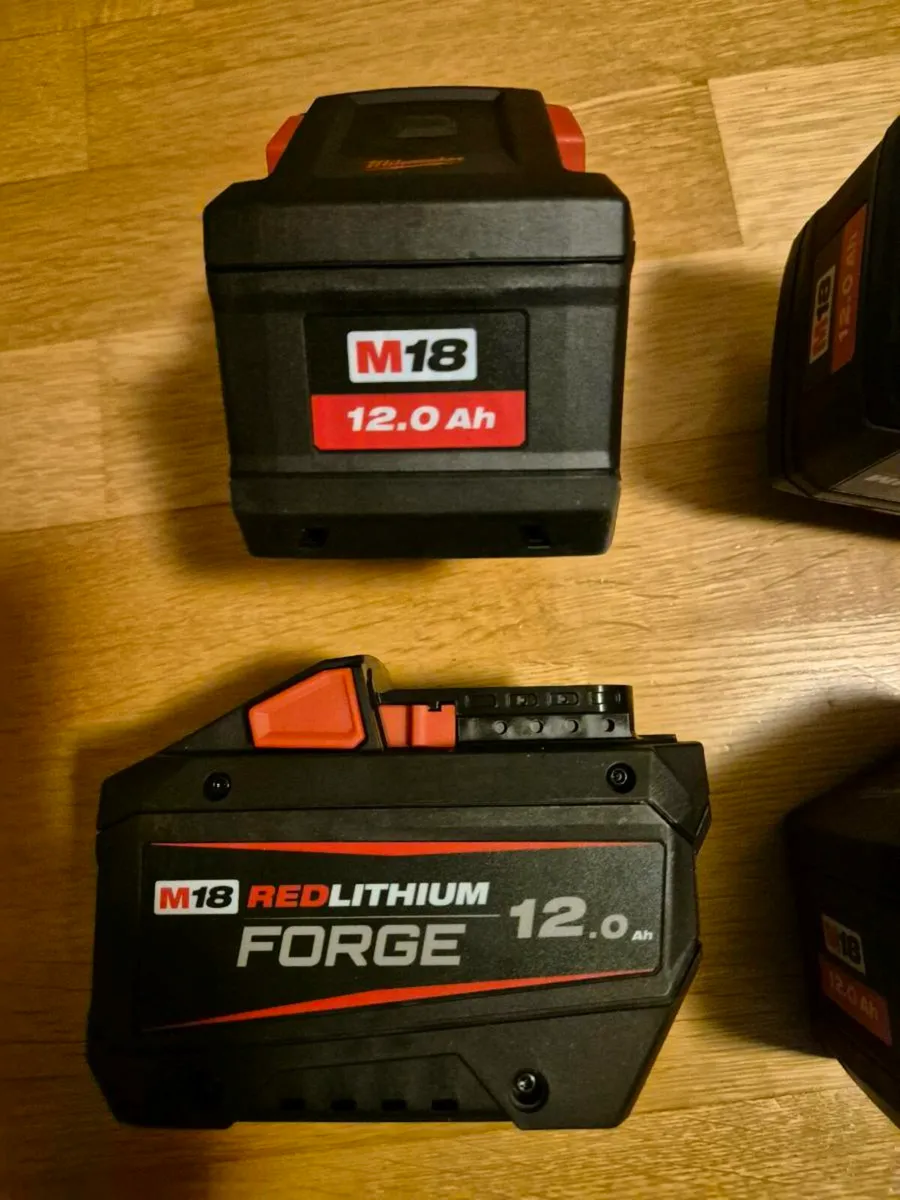 Milwaukee M18FB Forge 12.0Ah Battery - Image 3