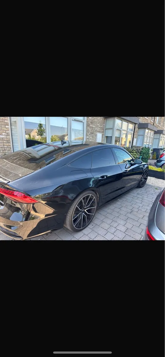 Audi A7 - Image 2