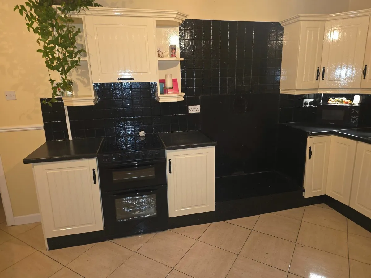 Full kitchen and appliances cooker washing machine - Image 3