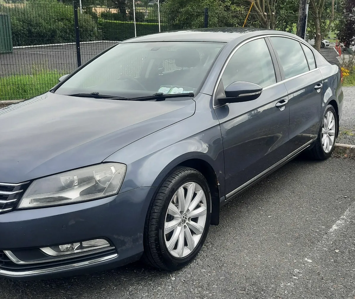 Volkswagen Passat 2012 - Image 3