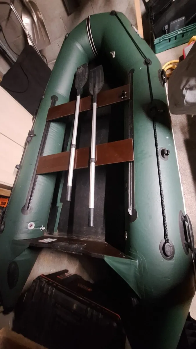 inflatable boat - Image 1