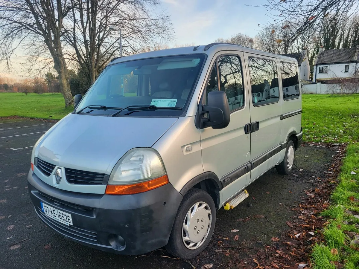 Renault master campervan - Image 2
