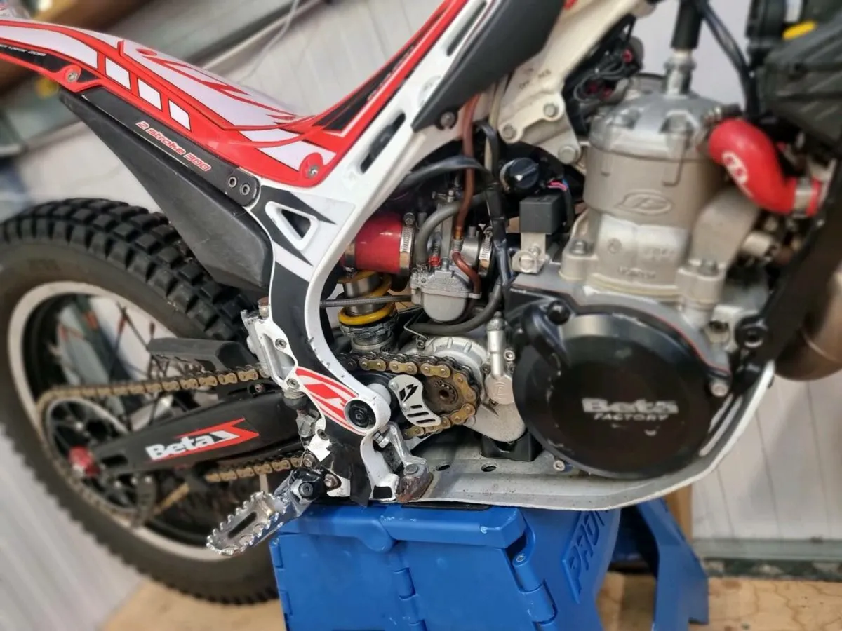 Beta factory evo 300 Trials bike for sale - Image 3