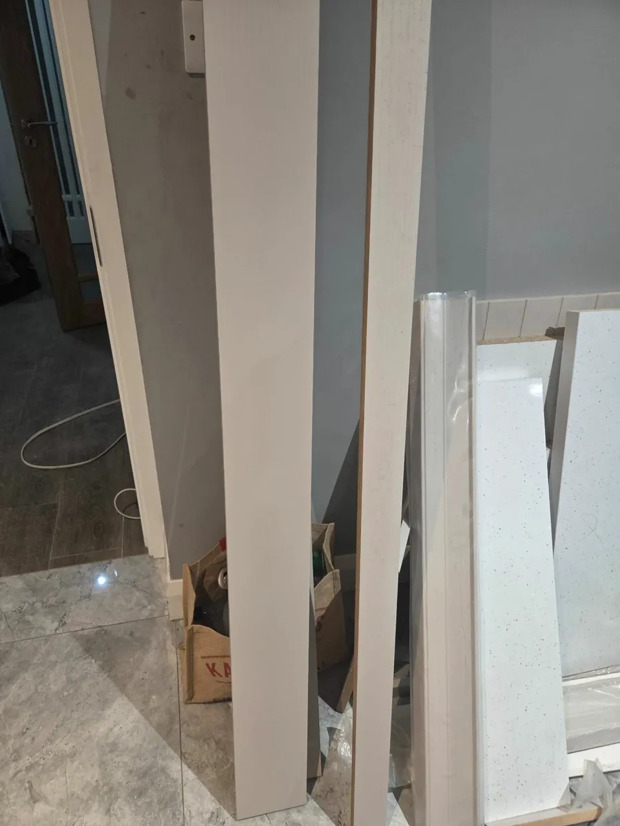 Utility worktop and unit leftovers - Image 2