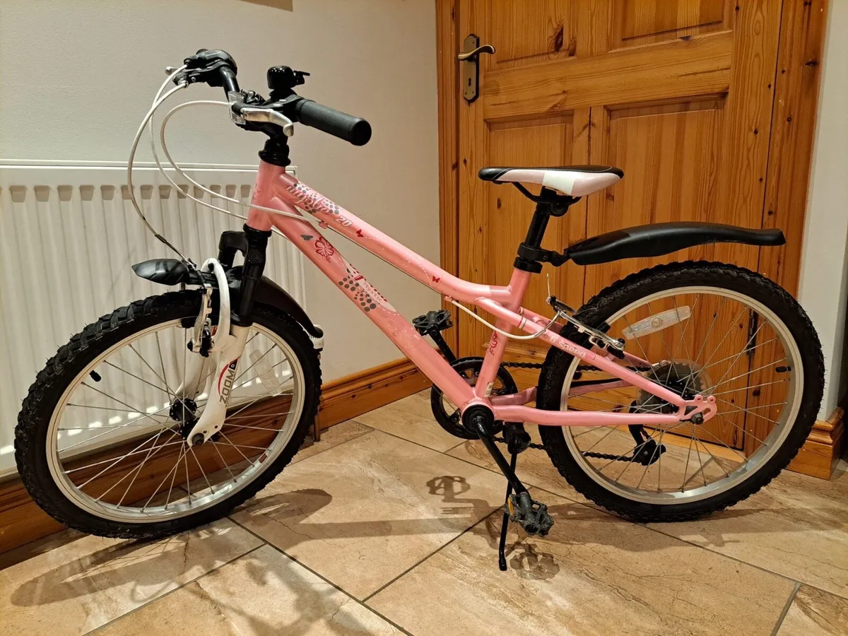 Girls bike - Image 1