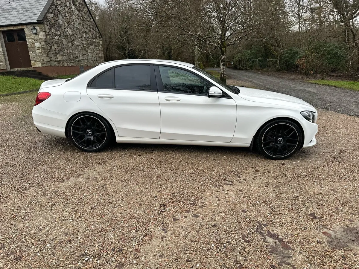 Mercedes Benz C200 Bluetec SE - Image 4