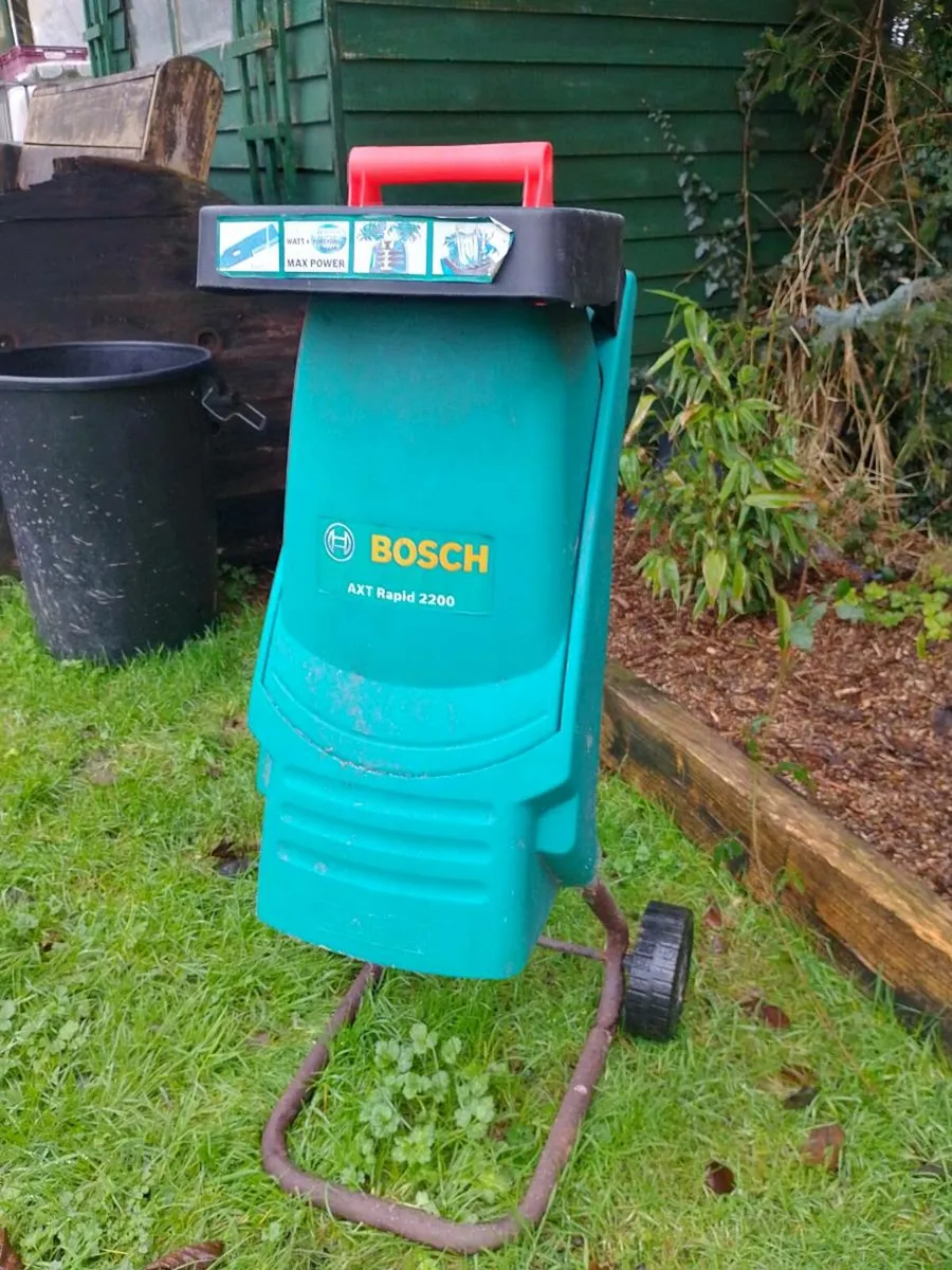 Bosch garden shredder - Image 1