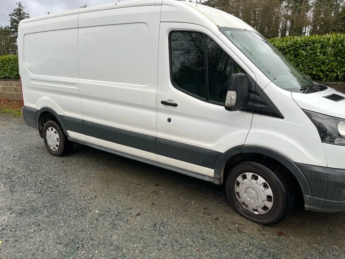 Ford Transit - Image 2