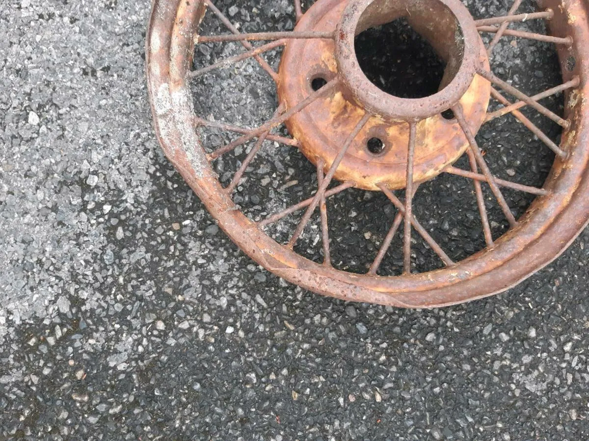 Vintage Wheel - Image 1