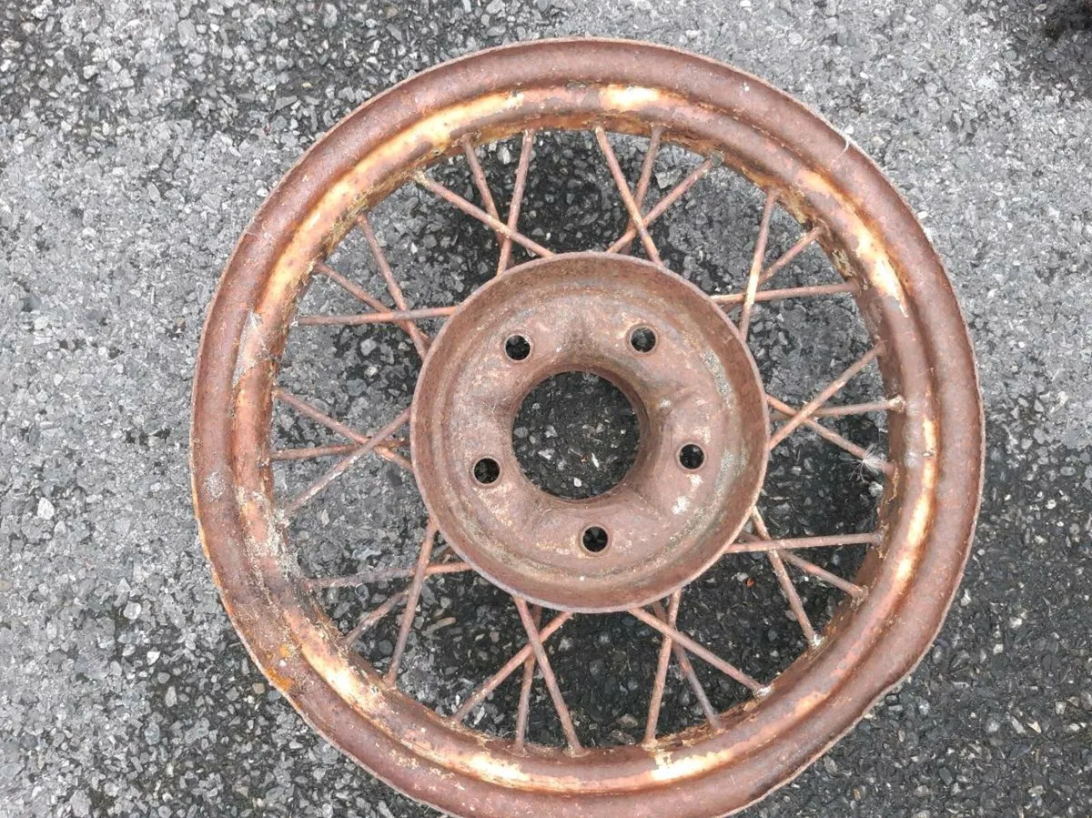 Vintage Wheel - Image 2