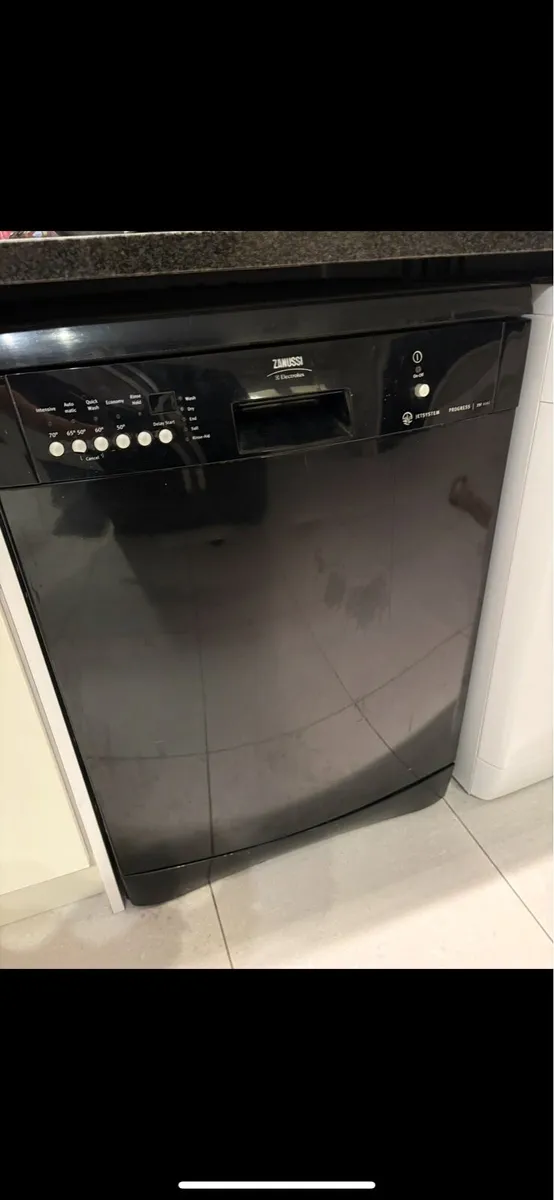 zanussi dishwasher - Image 1
