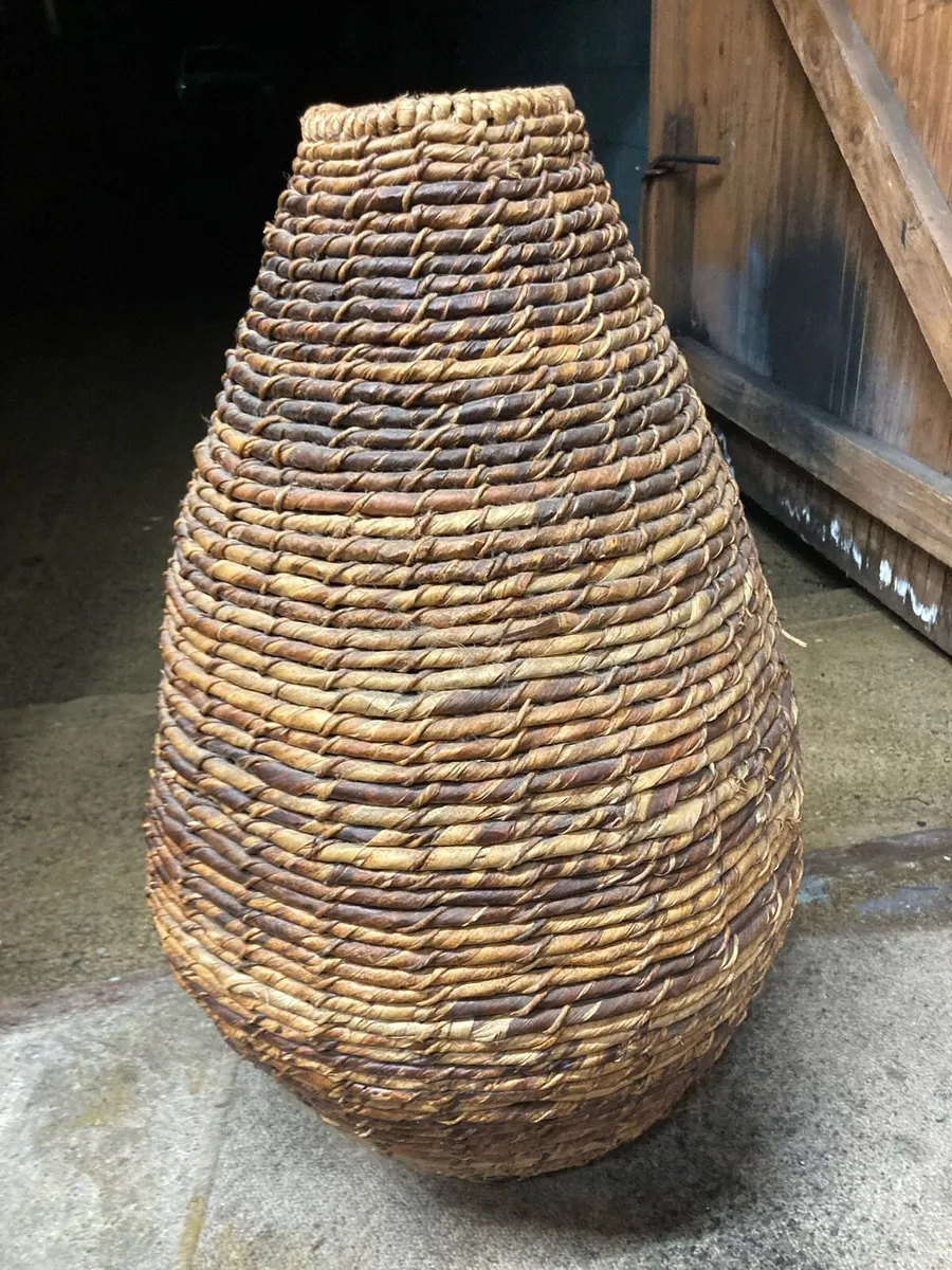Whicker Vase Basket - Image 1
