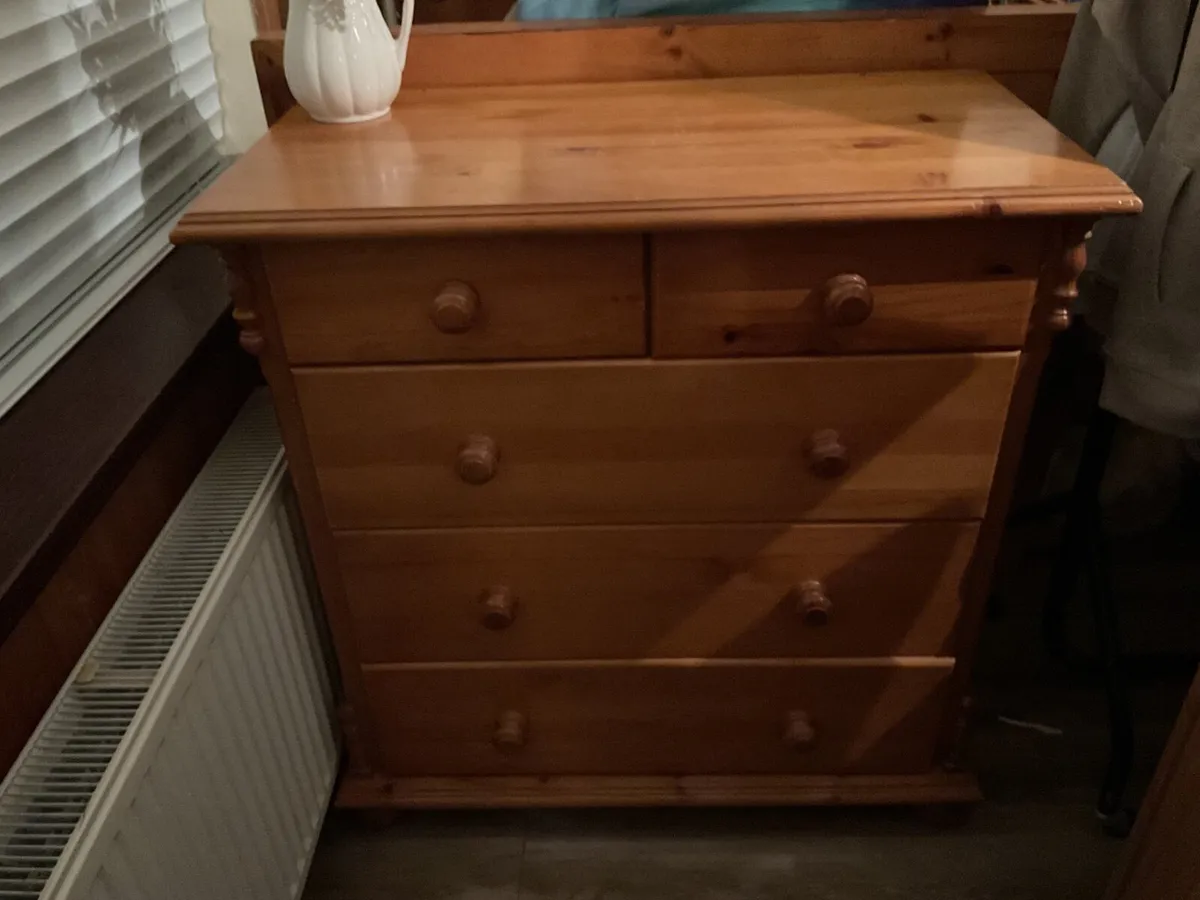 Large pine chest of drawers - Image 1