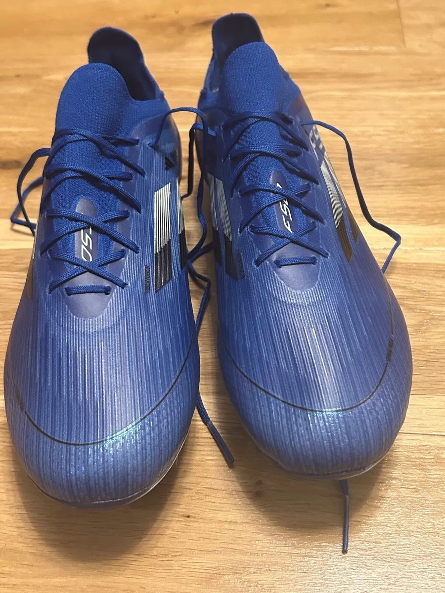 Football boots - Image 3