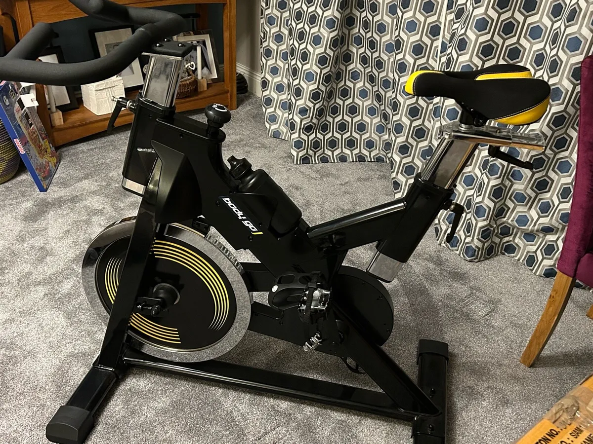 Exercise bike - Image 1