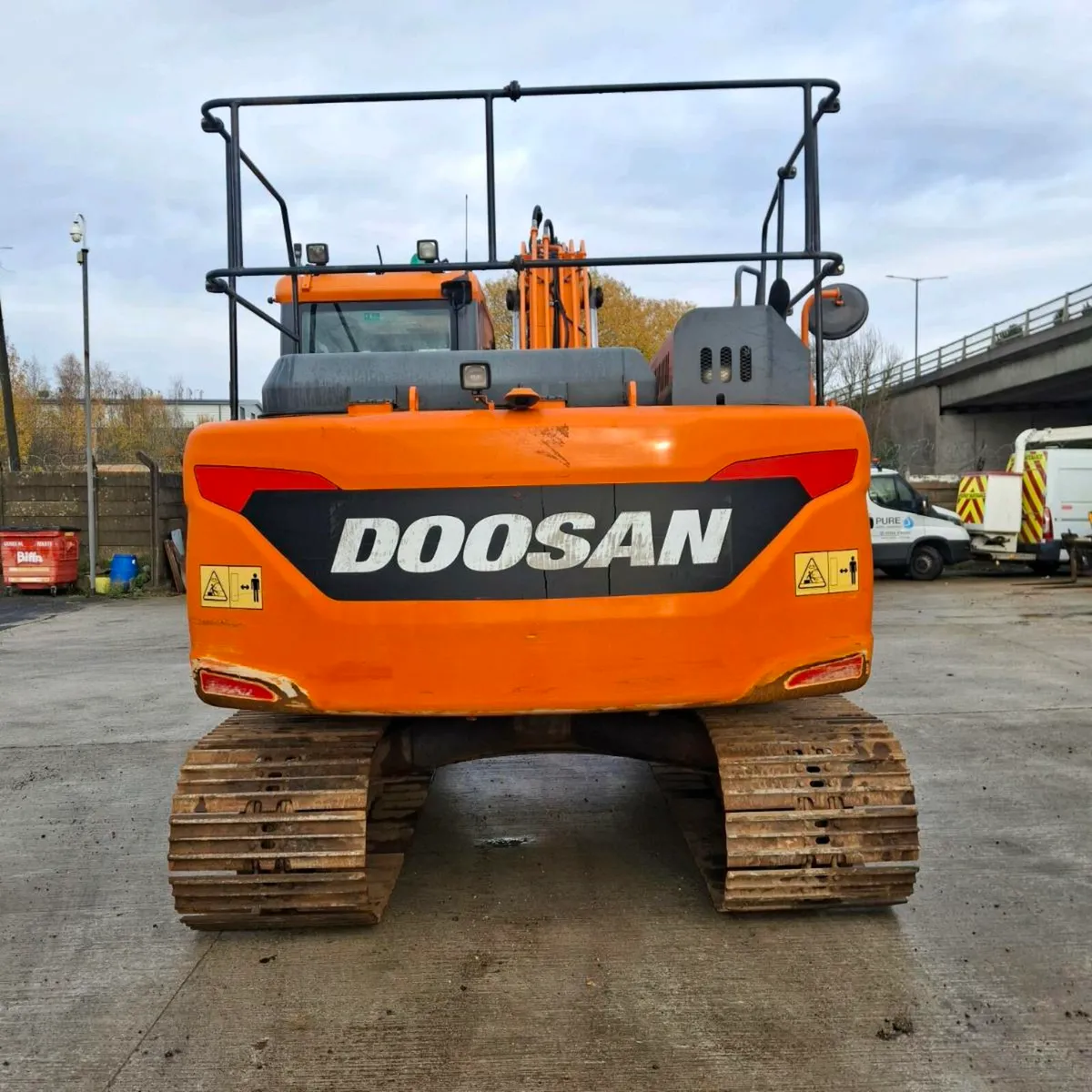 Doosan DX140LC-5 YEAR 2018 - Image 3