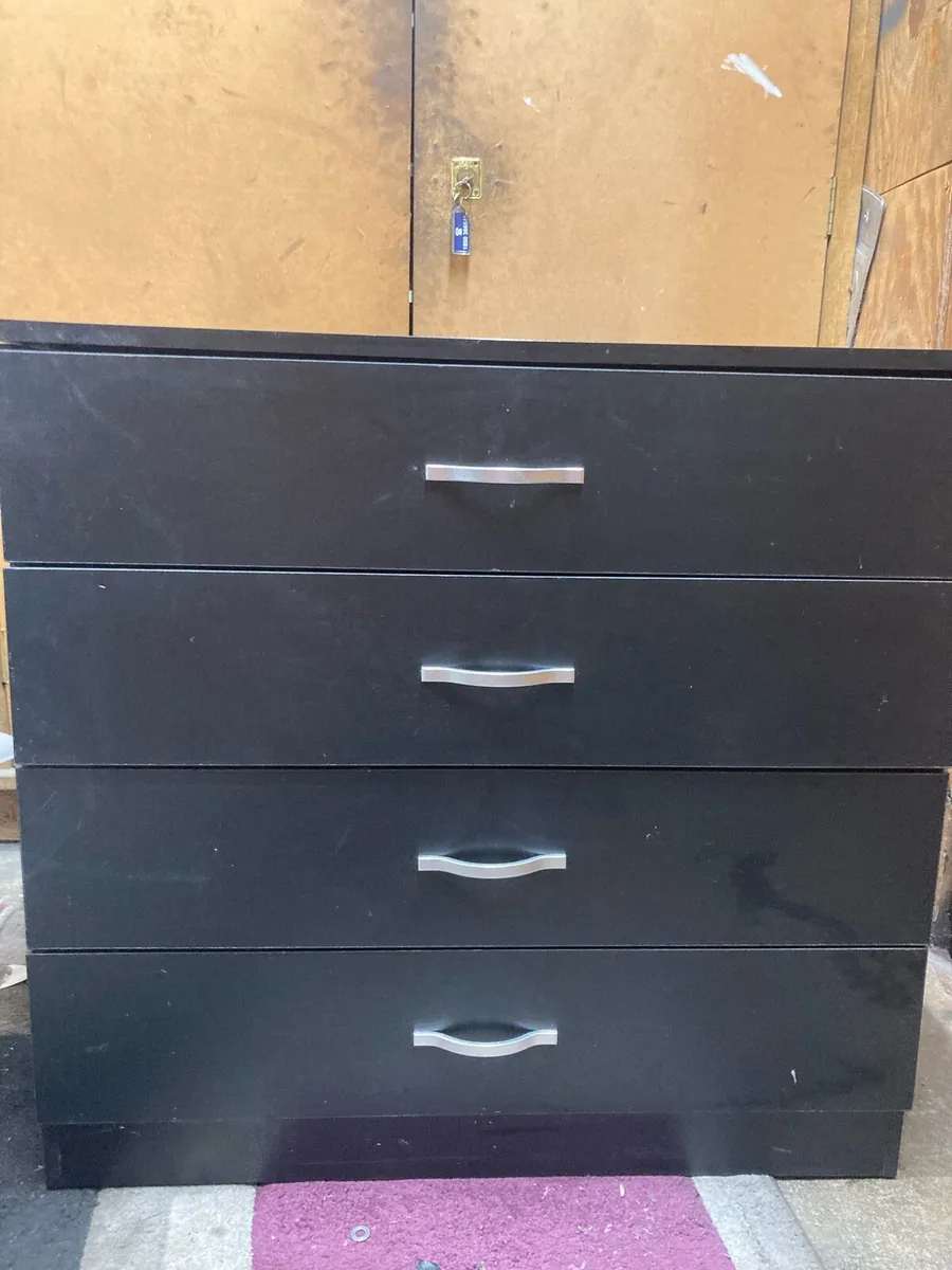 Four drawer unit - Image 1