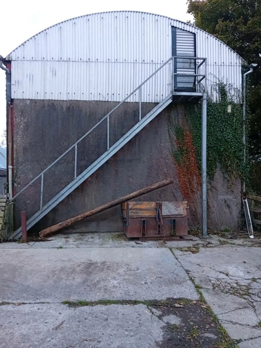 Galvanised steel stairs - Image 2