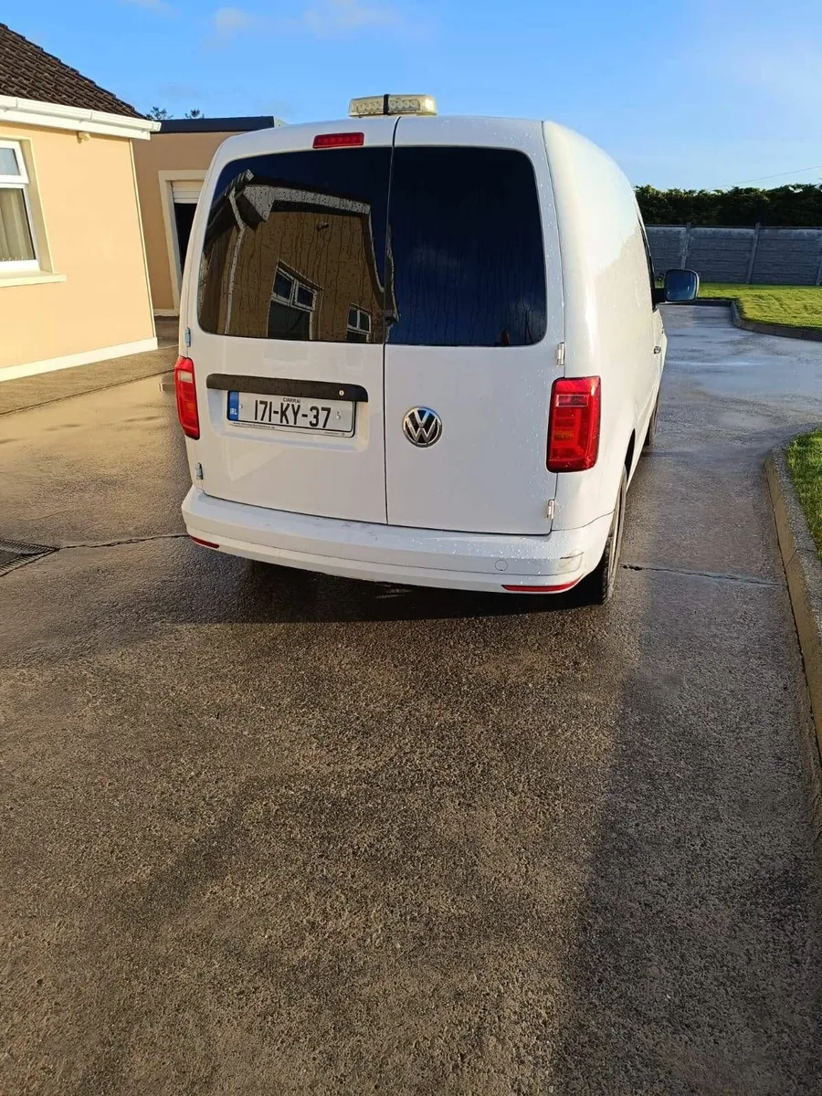 Volkswagen Caddy 2017 - Image 3
