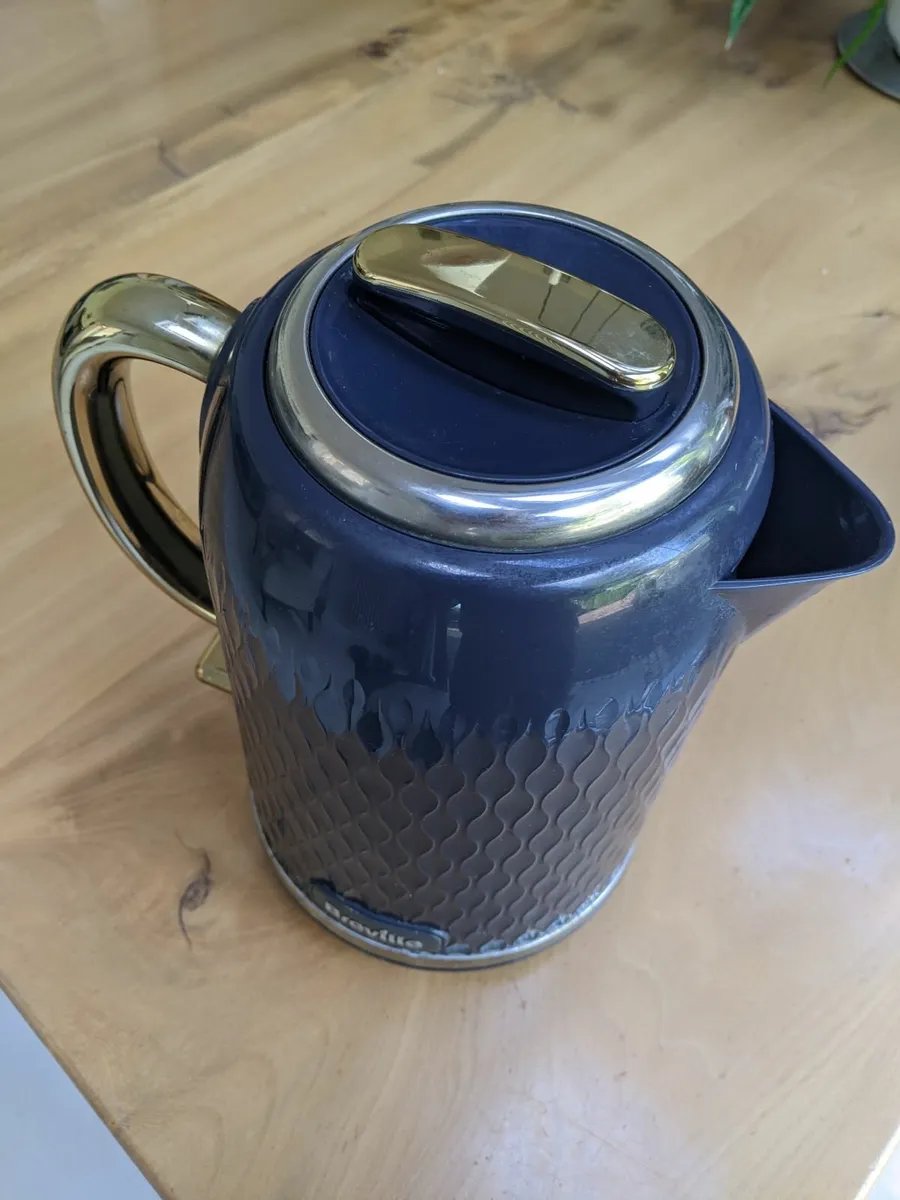 Electric Kettle - Image 2
