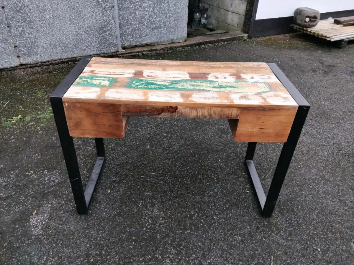 Old school school desks - Image 1