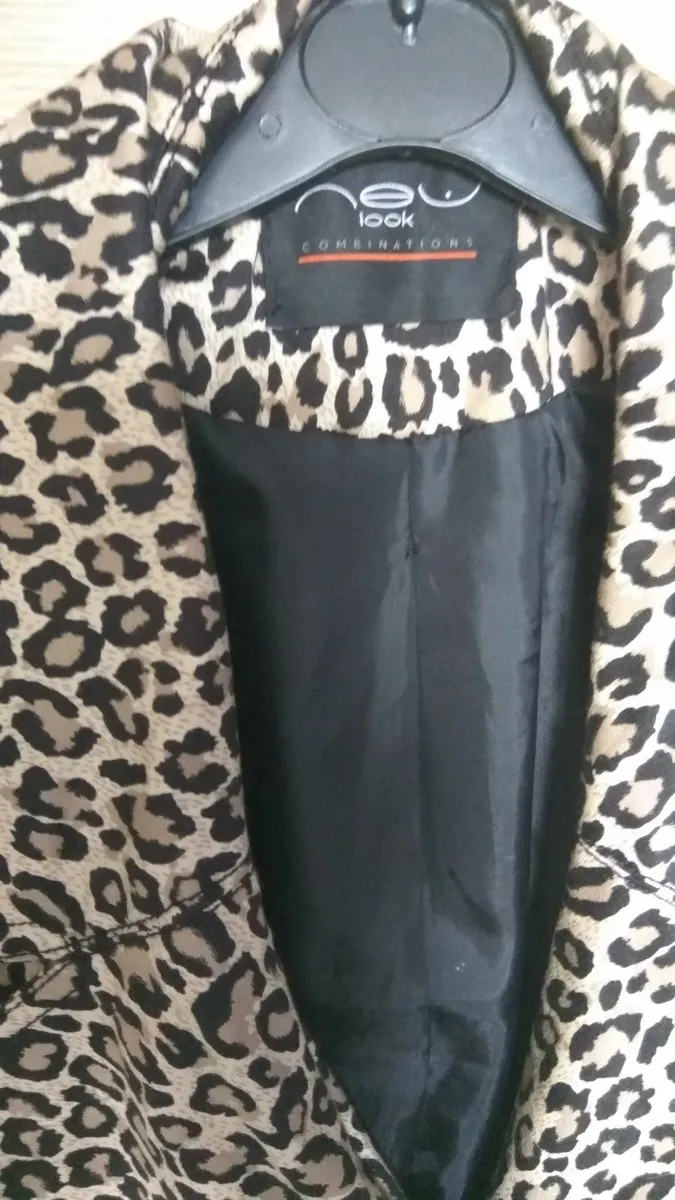 new look animal print coat size 8 worn once - Image 2