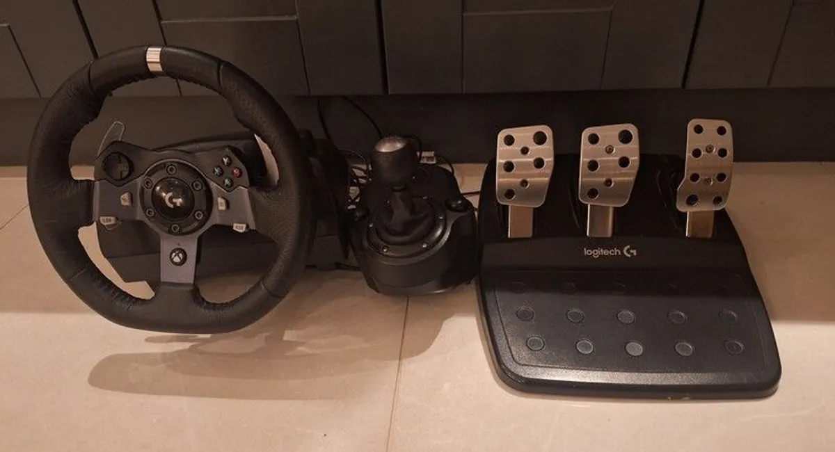 Logitech G920 Racing  wheel with Pedals and Shifter - Image 1
