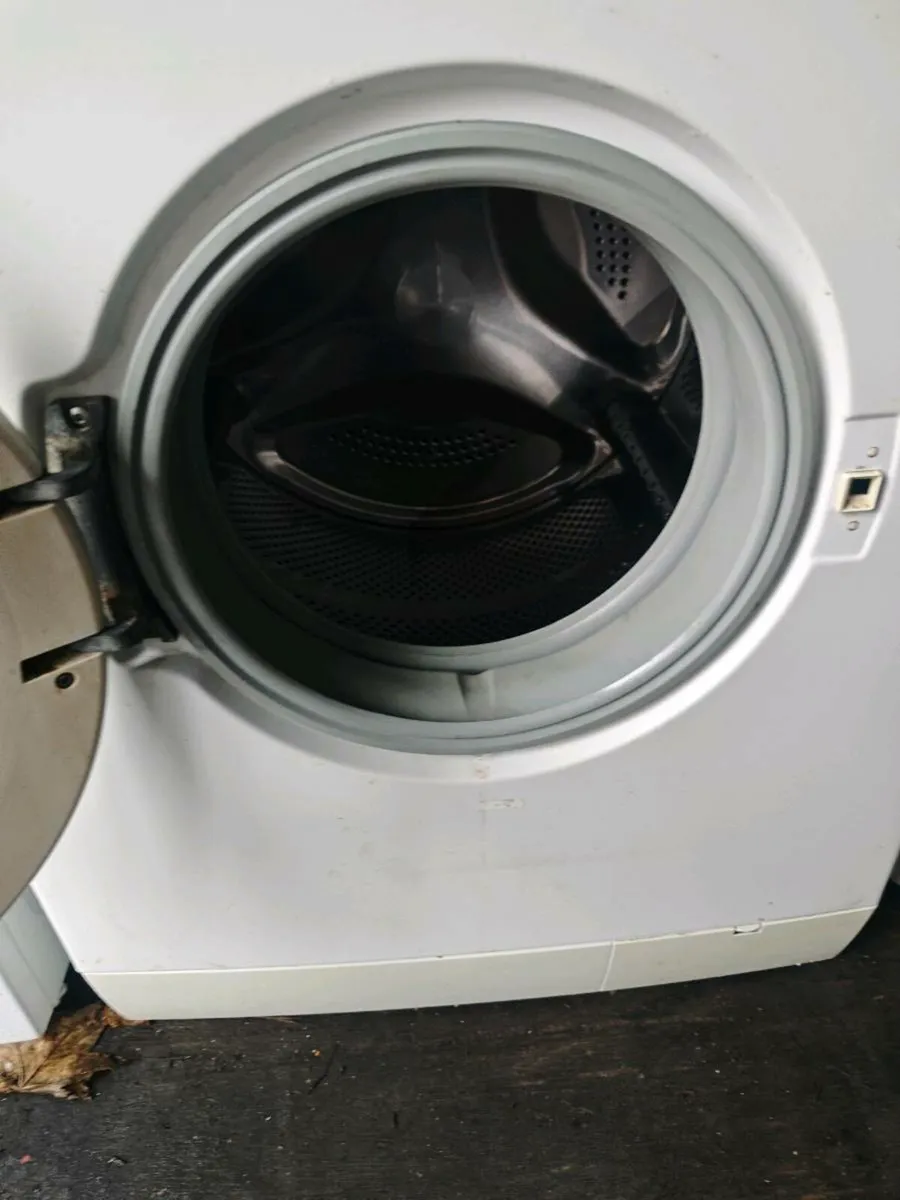 Bosch washing machine 8 kg - Image 2