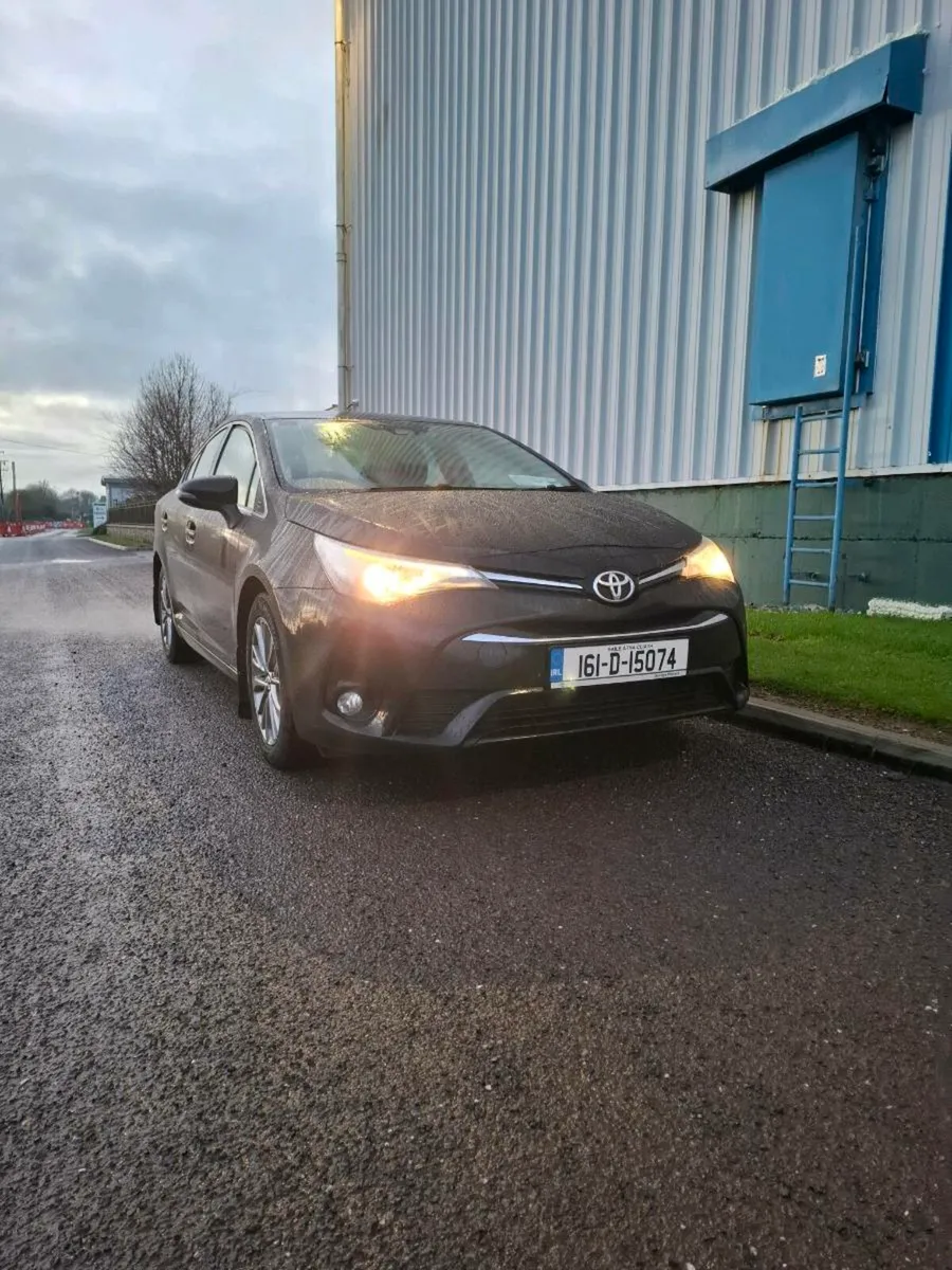 Toyota avensis NCT 08/27 - Image 1