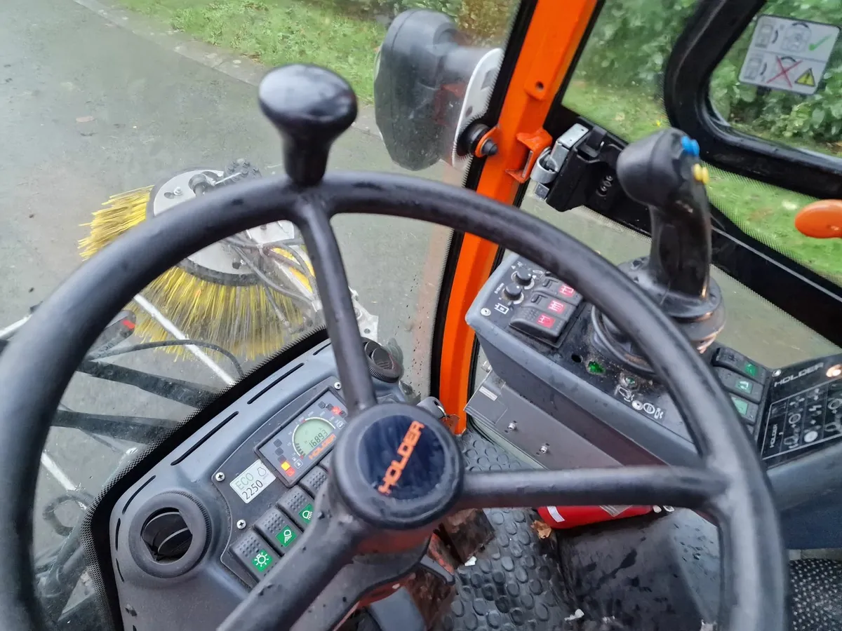 2021 Holder 44hp Roadsweeper Road Sweeper - Image 4