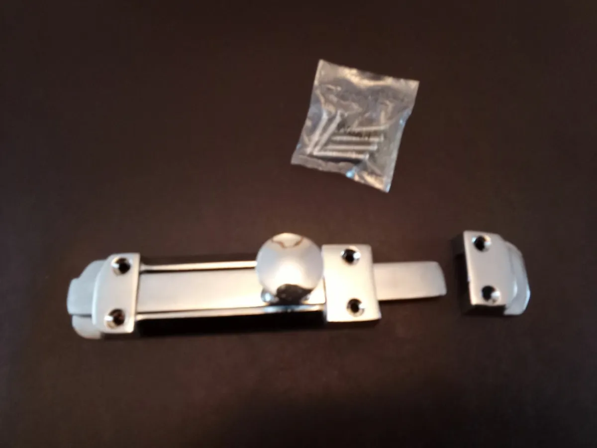 Heavy Duty Door Bolt Polished Chrome 150mm. - Image 2
