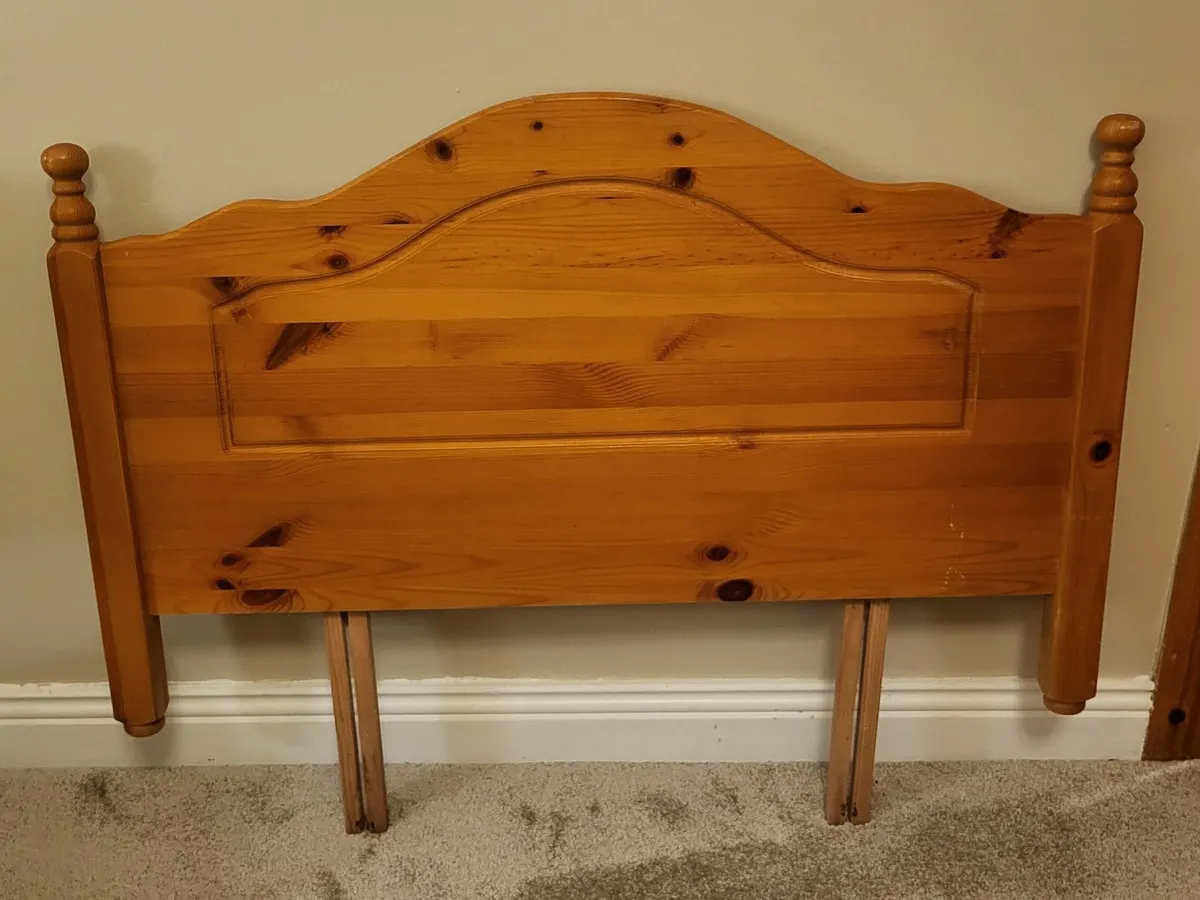 Single headboard (pine) - Image 1