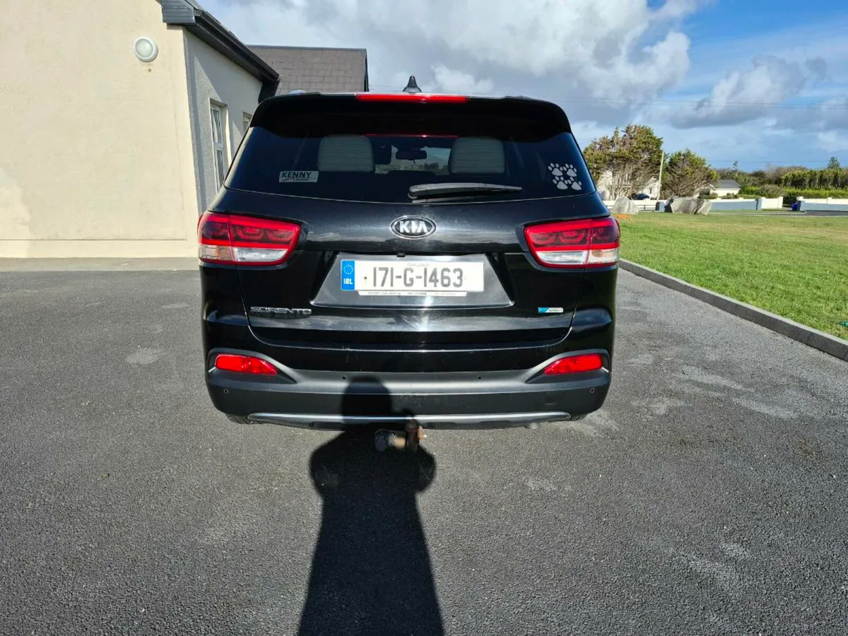 2017 kia Sorento 4x4 7 seater - Image 3