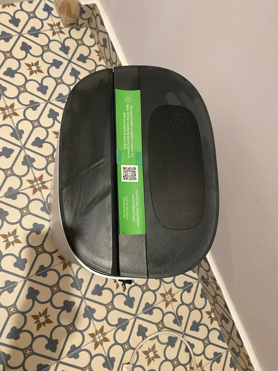 arete two dehumidifier and.air purifier - Image 3