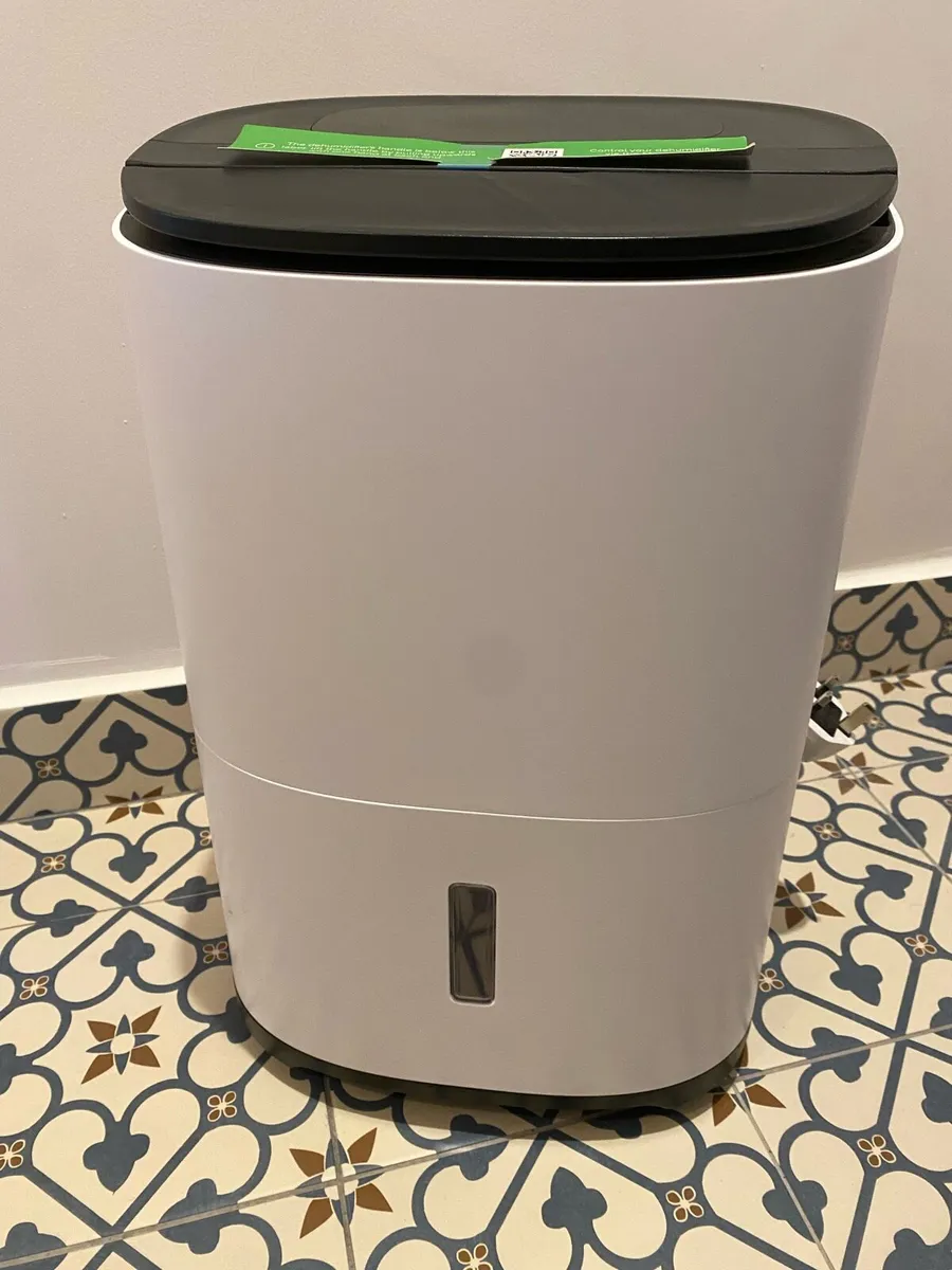 arete two dehumidifier and.air purifier - Image 4