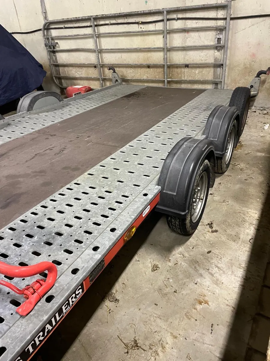 Car Transporter - Image 1