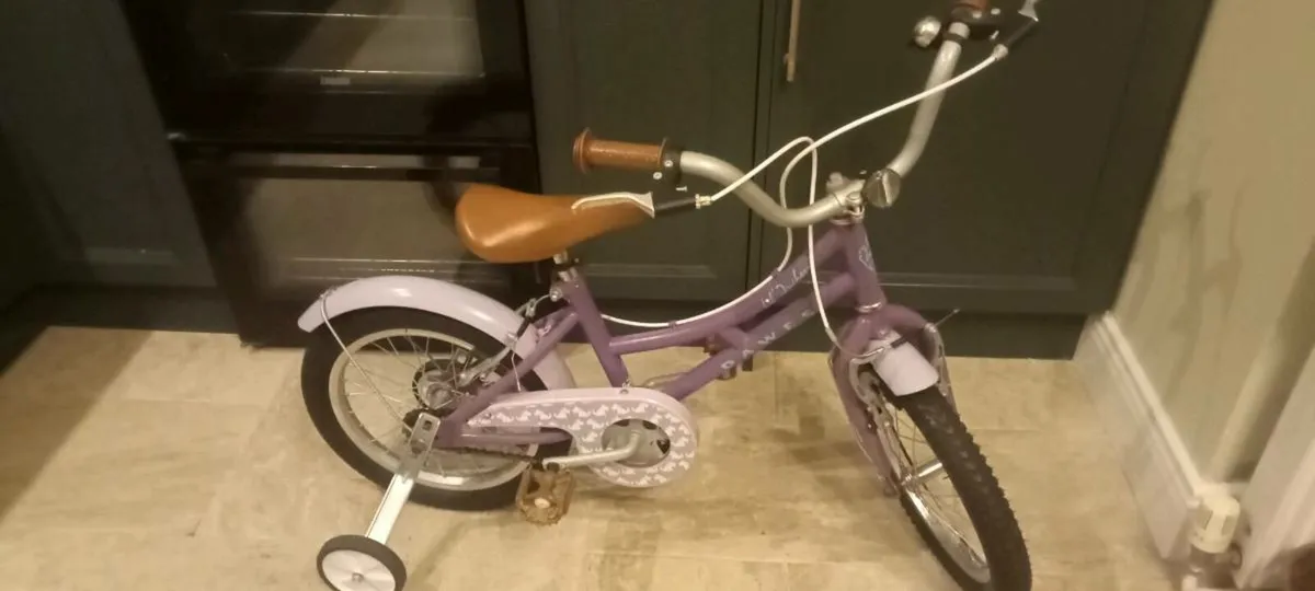 Girls 16 inch bike - Image 2