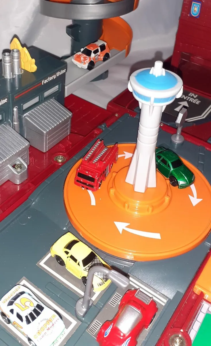 Fire Station Playset.. - Image 4