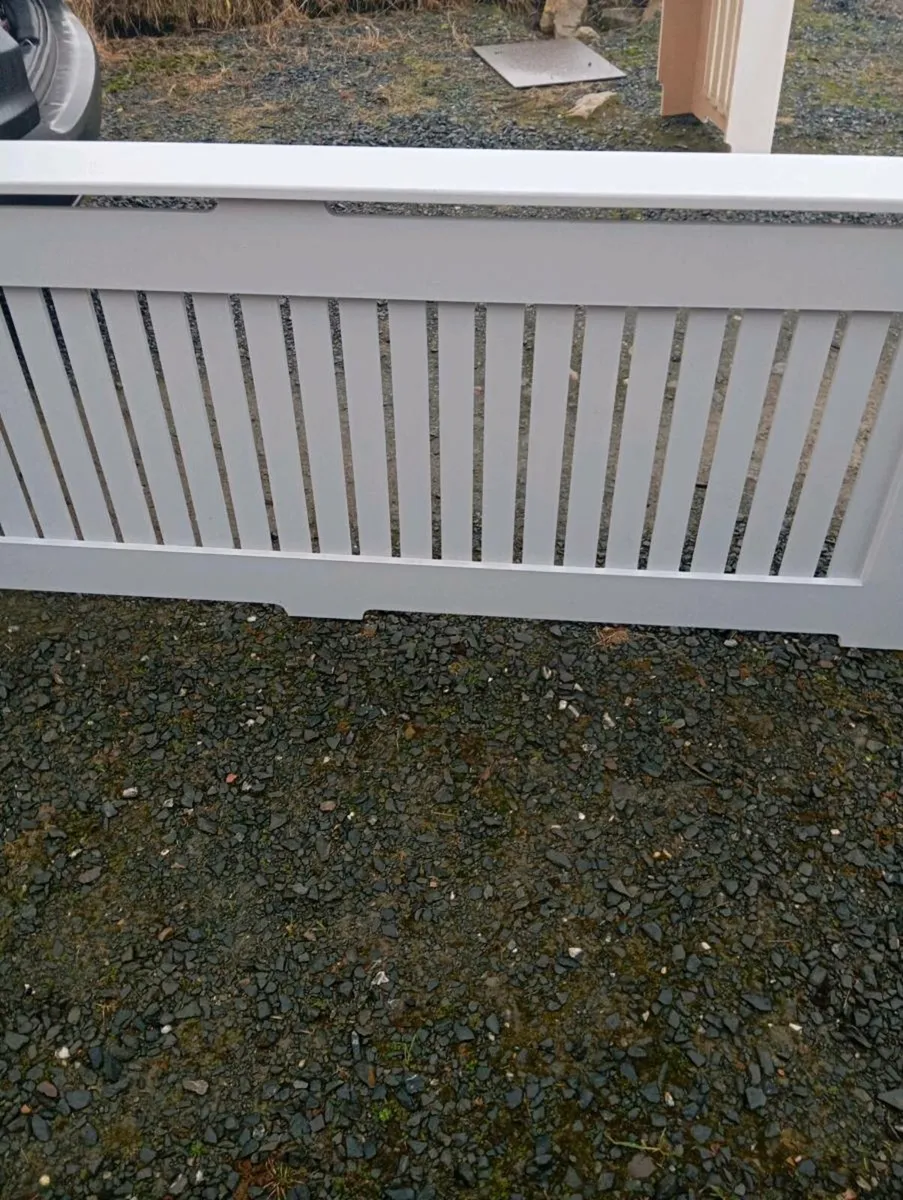 Radiator cover (new)