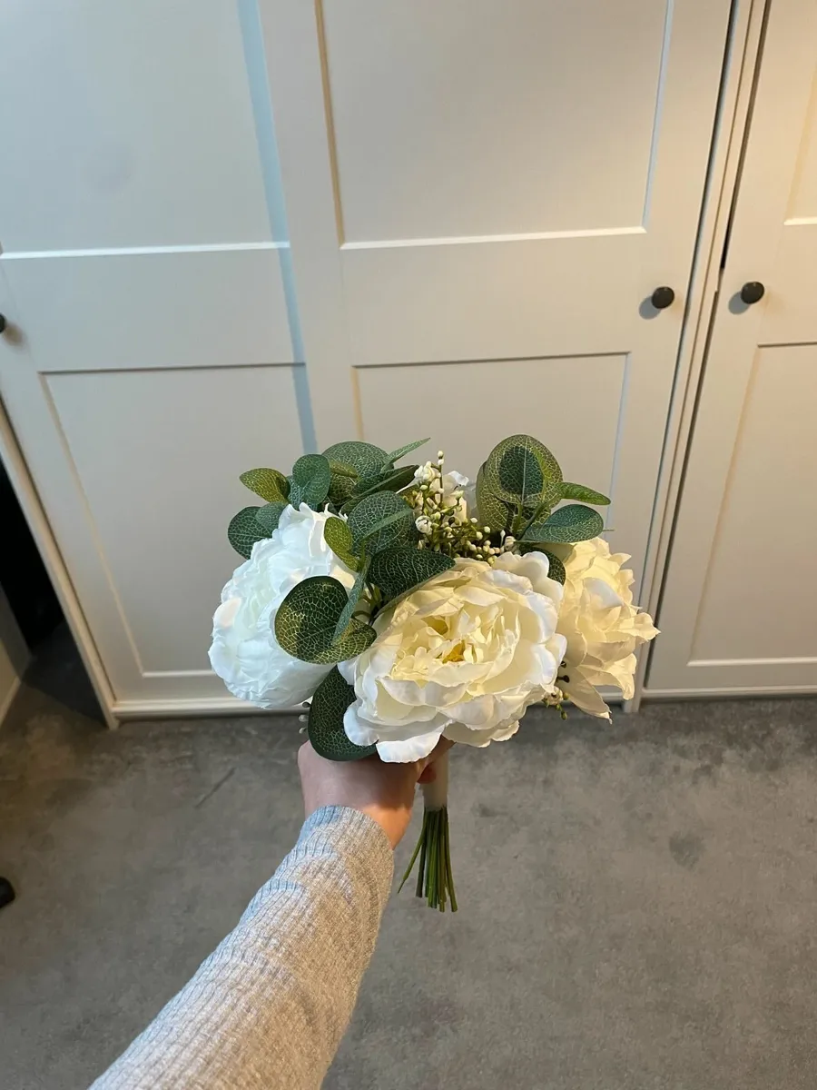 Wedding Flowers & Decorations - Image 2