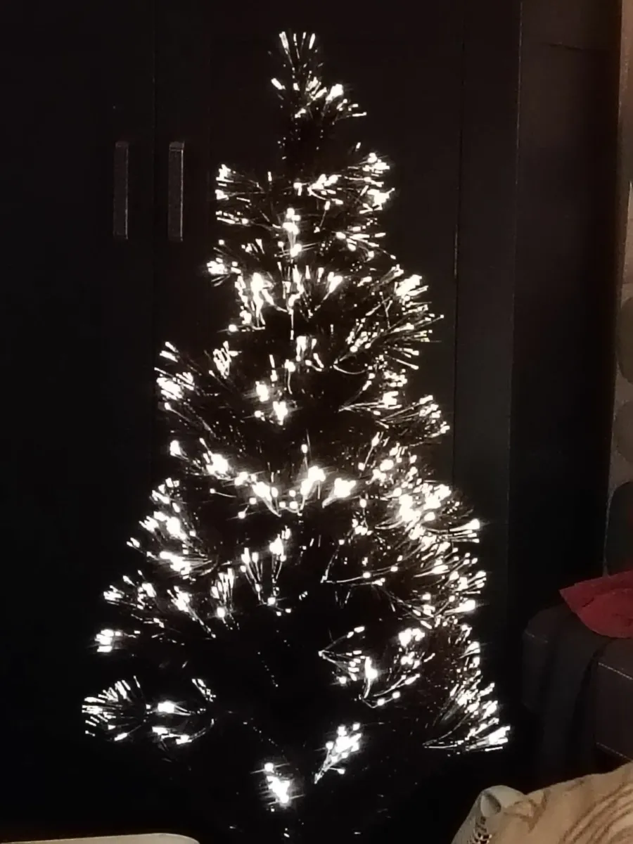 Christmas tree brown chocolate colour,  H122 cm - Image 1