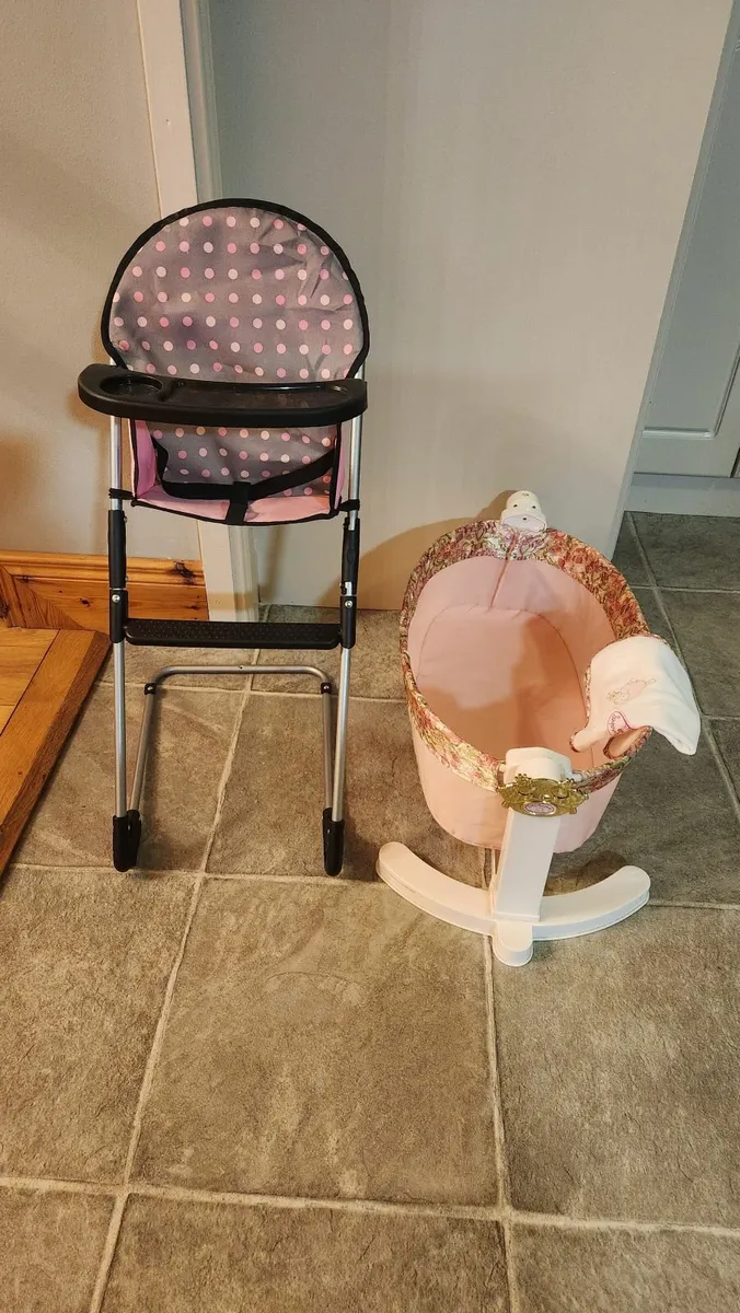 Doll high chair and rock crib - Image 1