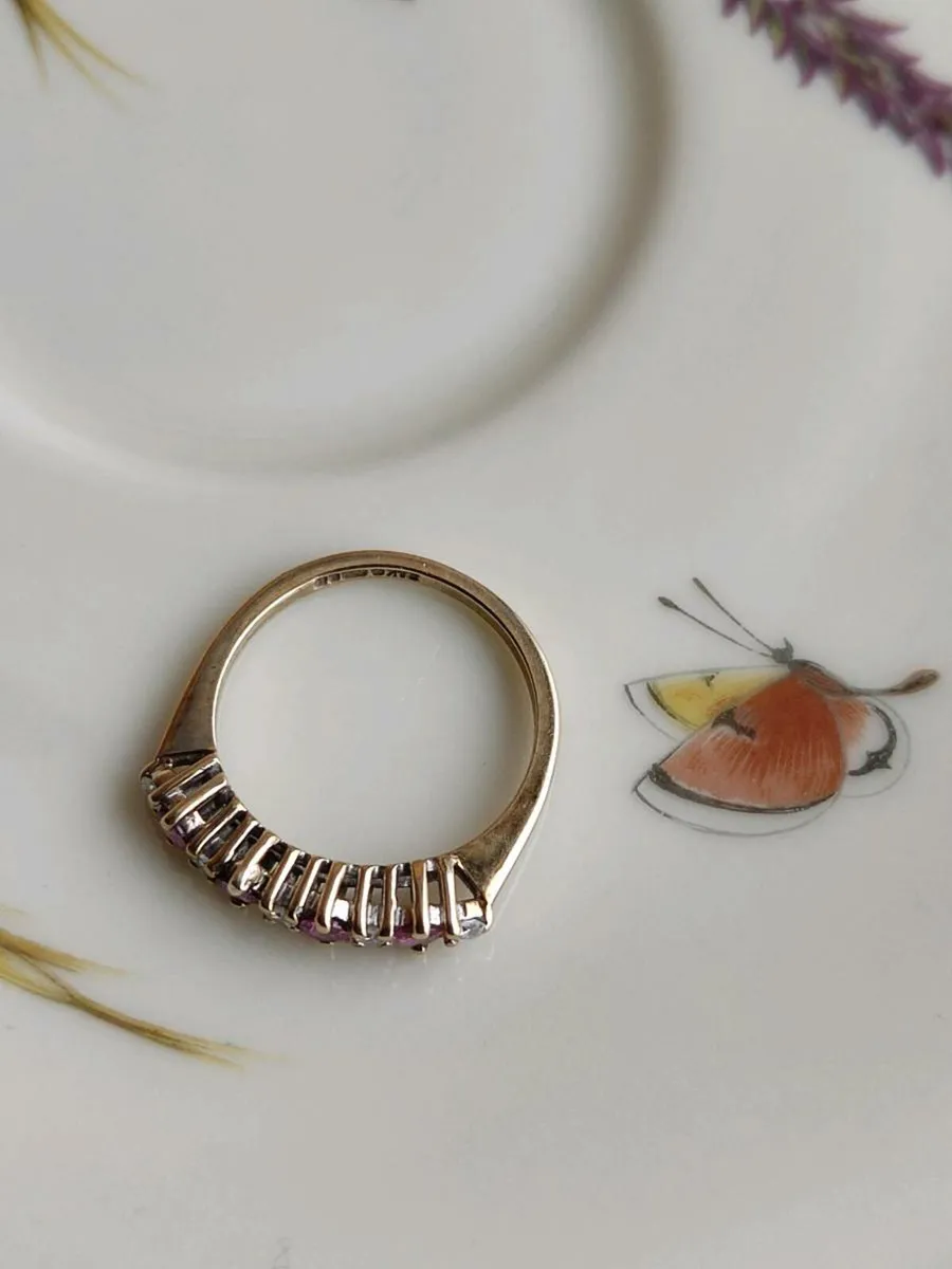 Vintage 9 CT Gold Diamonds Ruby ring - Image 3