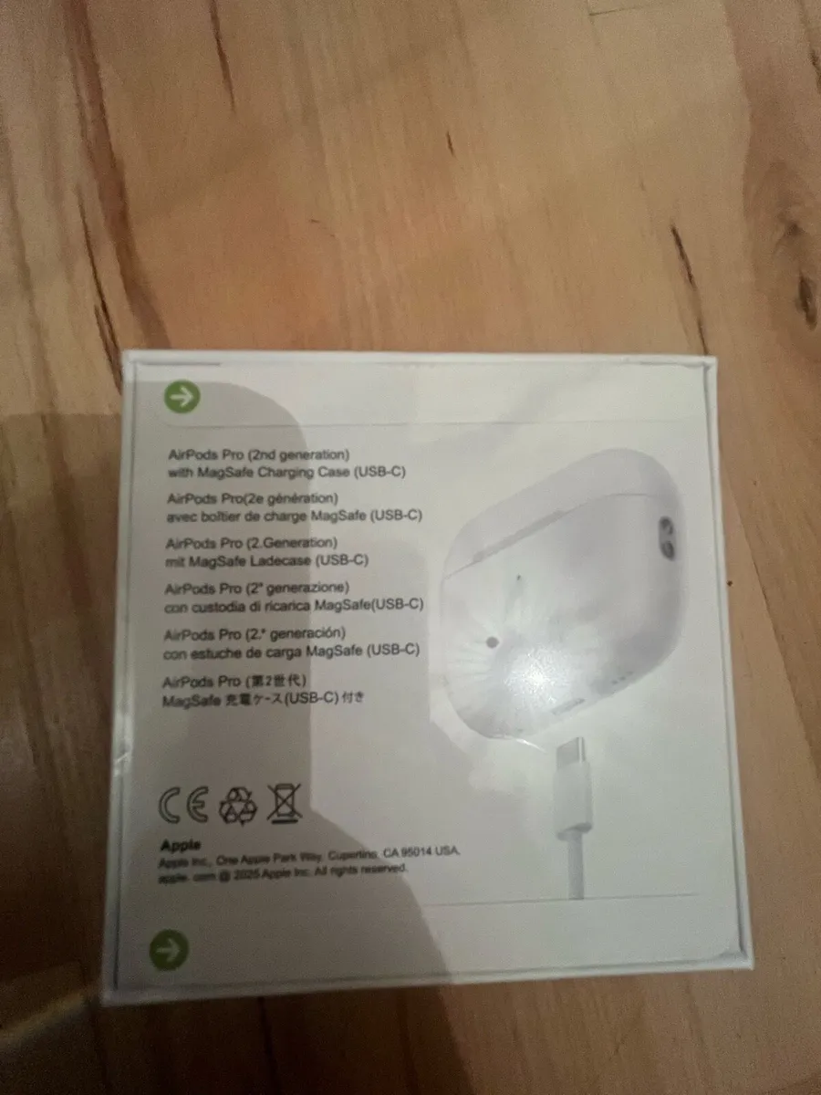Apple AirPods Pro - Image 2