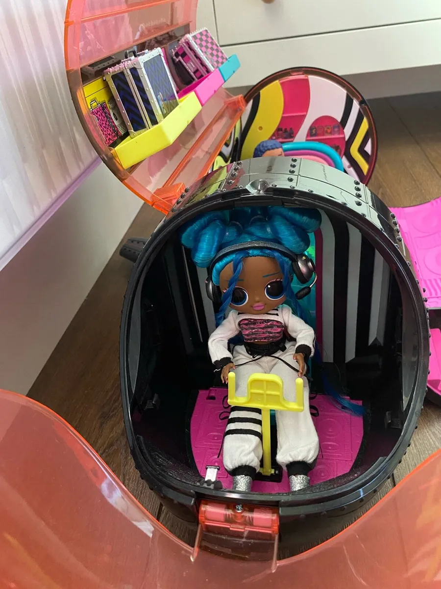 LOL Surprise Airplane - Image 4